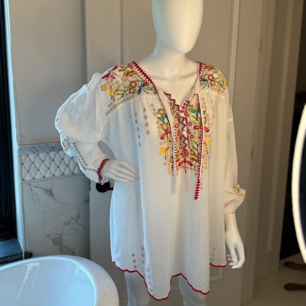 JOHNNY WAS, Size XL, White w/multiple colors